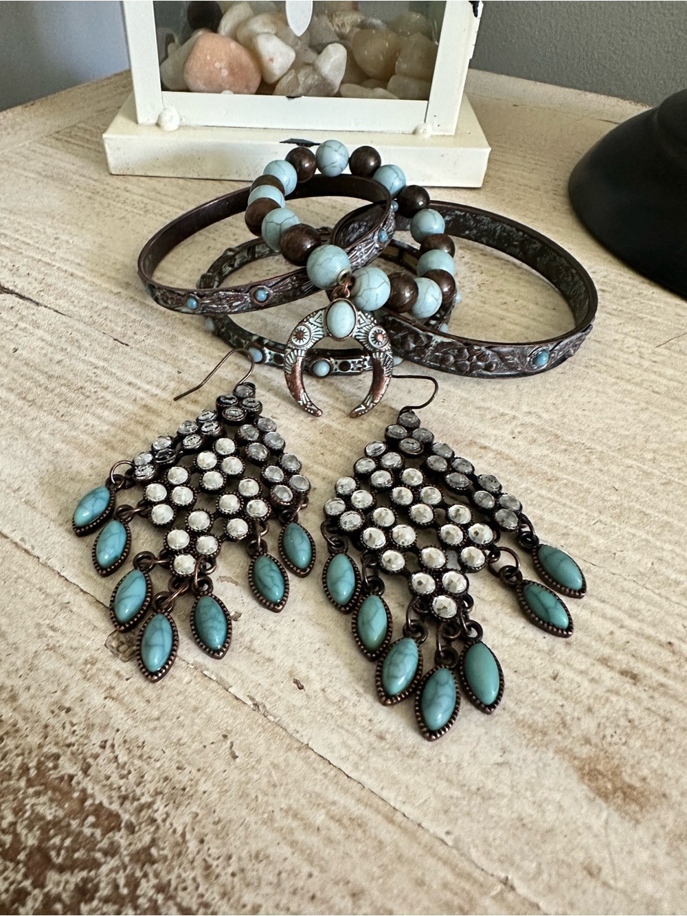 Boot Barn Turquoise and Brown Beaded Multi-Bangle Bracelet Set plus earrings.